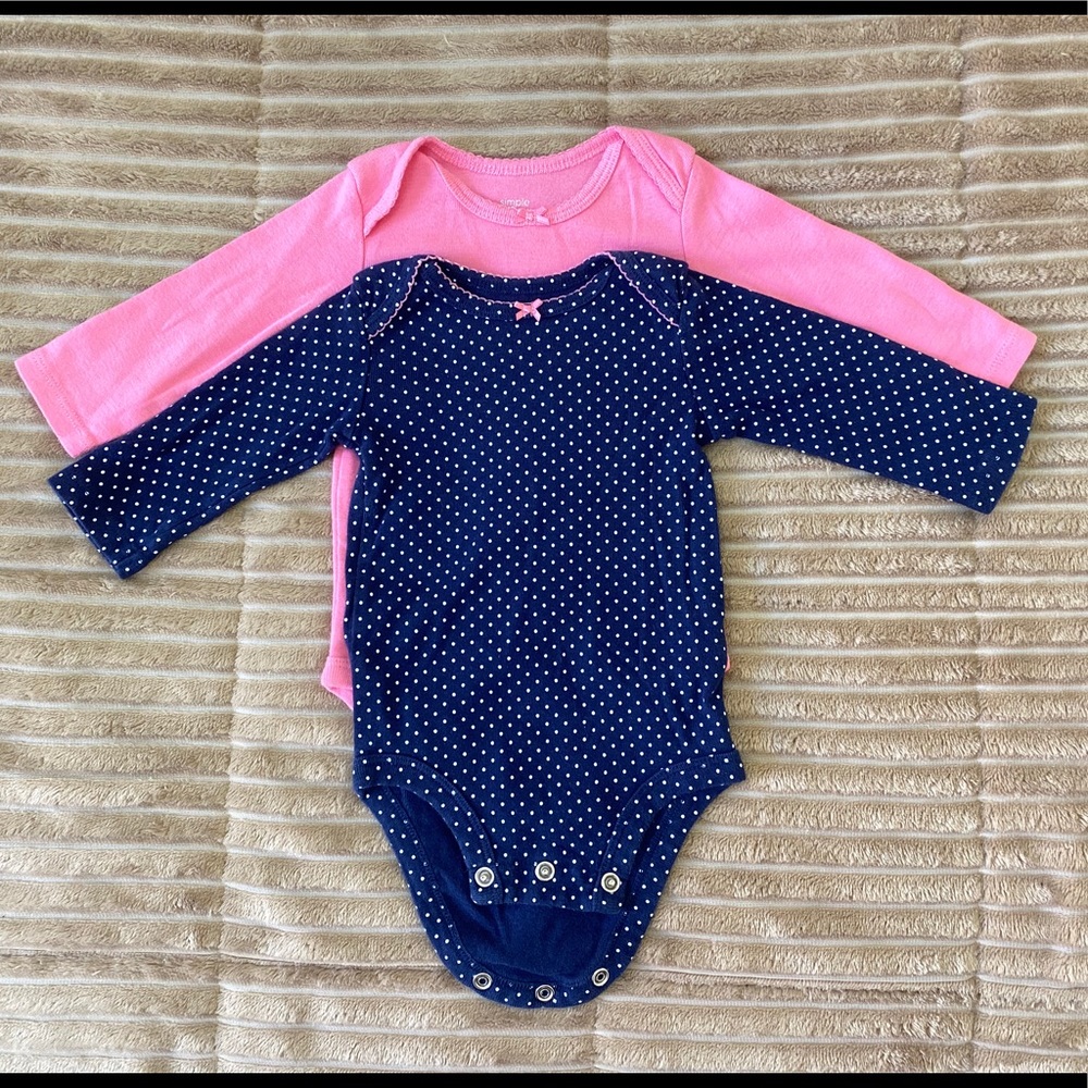 Simple joy by Carter’s set of 2 onesies 0-3 months
